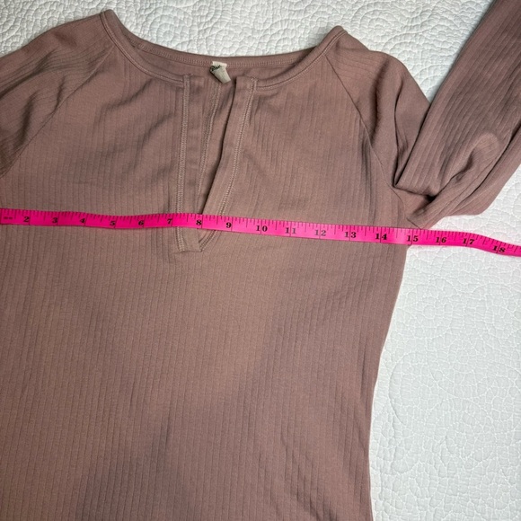 Free People Billie Layering Pink Ribbed Long Sleeve Top Size Medium - Picture 11 of 12